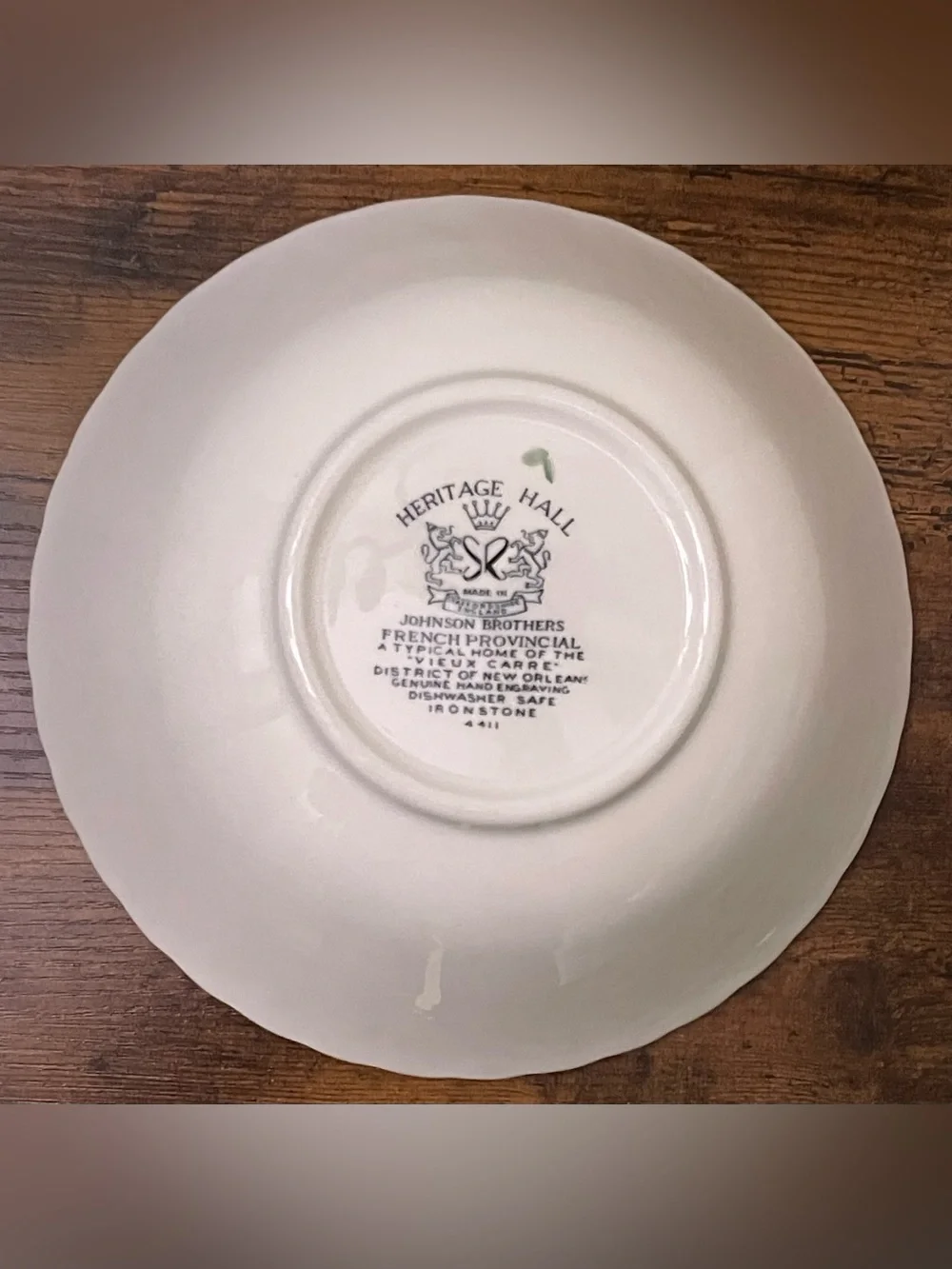 Johnson Brothers Heritage Hall French Provincial Vegetable Bowl